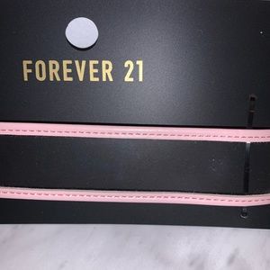 Forever 21 clear choker 🤍